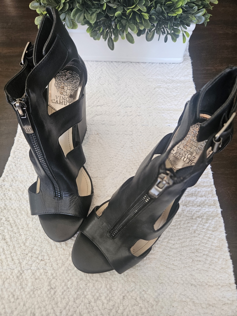 Vince Camuto Black Leather Zip-Front Heeled Sandals